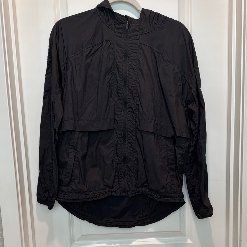 Lululemon Womens Black Windbreaker/rain resistant Jacket